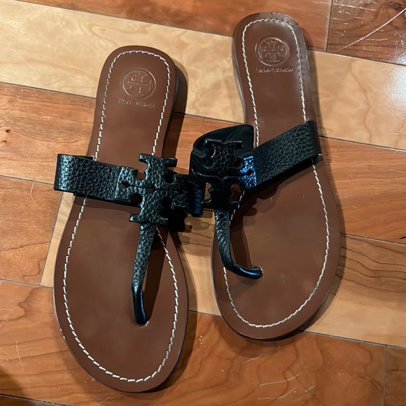 poshmark tory burch sandals
